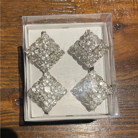 Other - Elegant Napkin Rings NWT